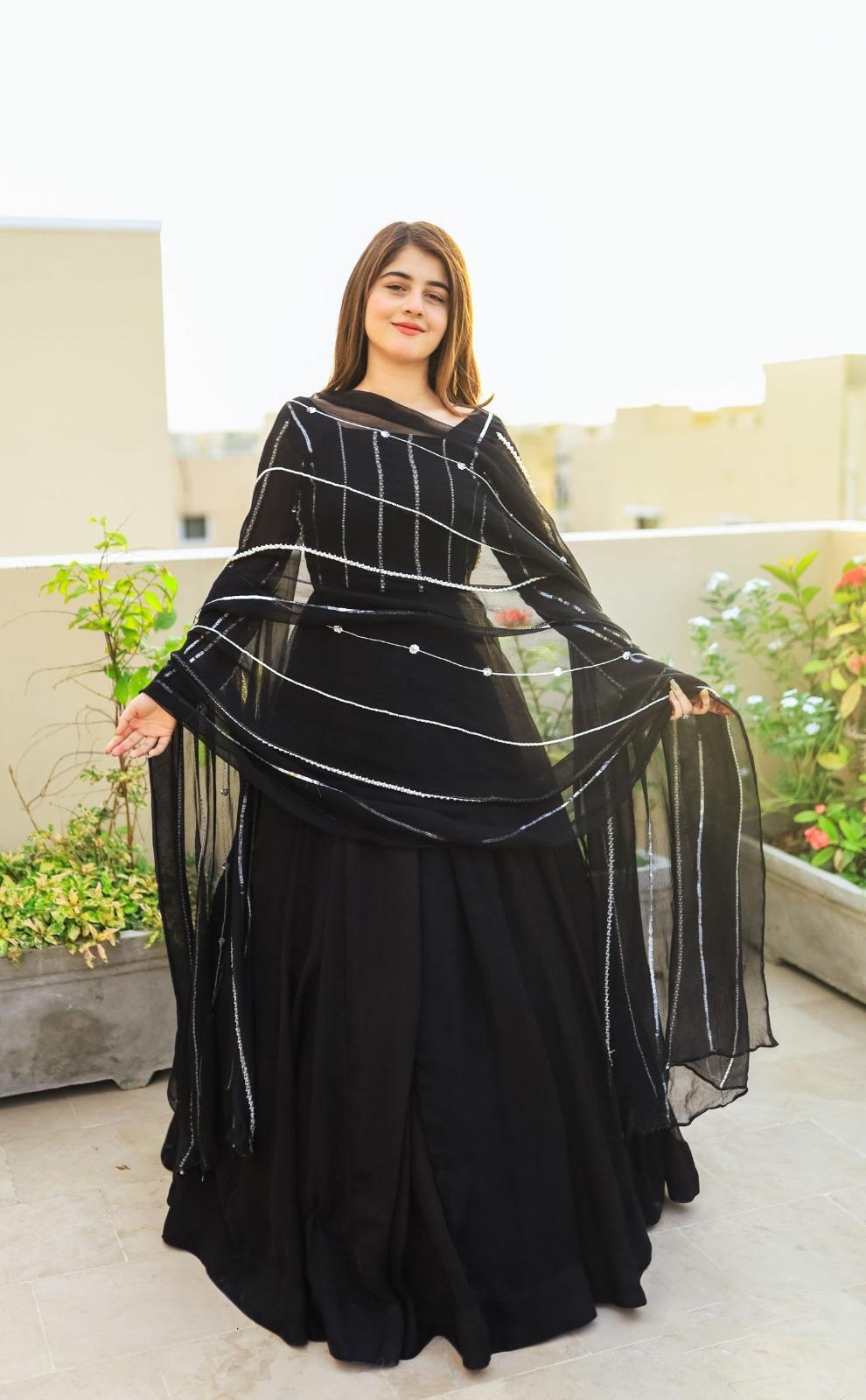 BEAUTIFUL EMBROIDERED SHIFFON MAXI