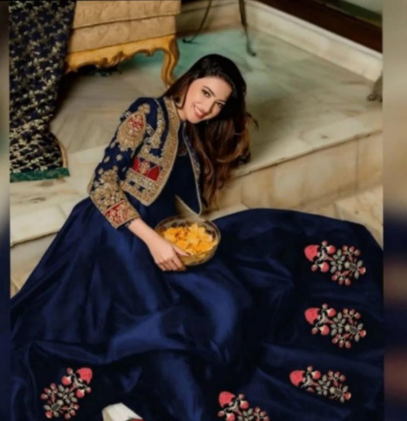 embroiderd silk maxi with jacket