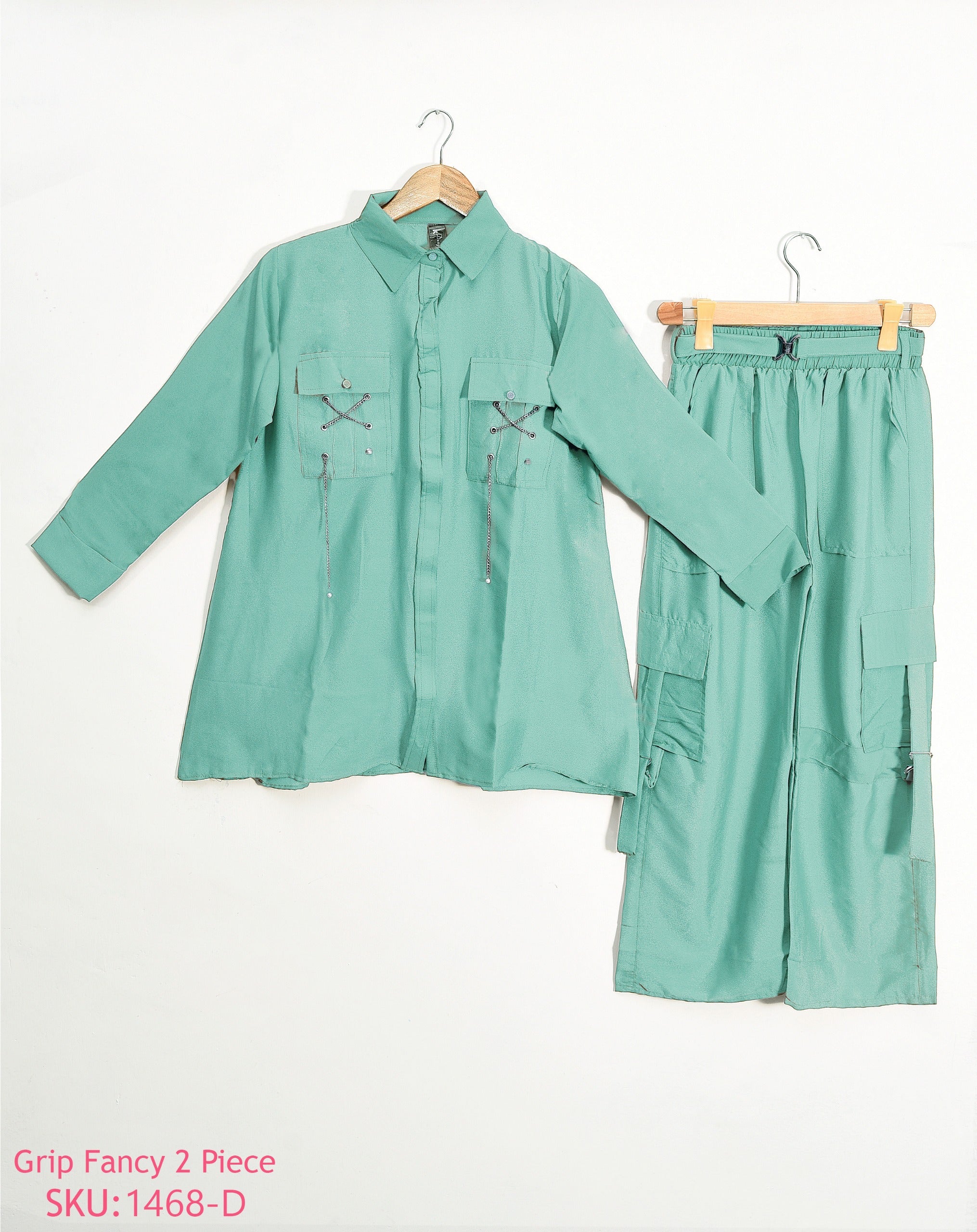 Grip printed 2 piece shirt and trouser