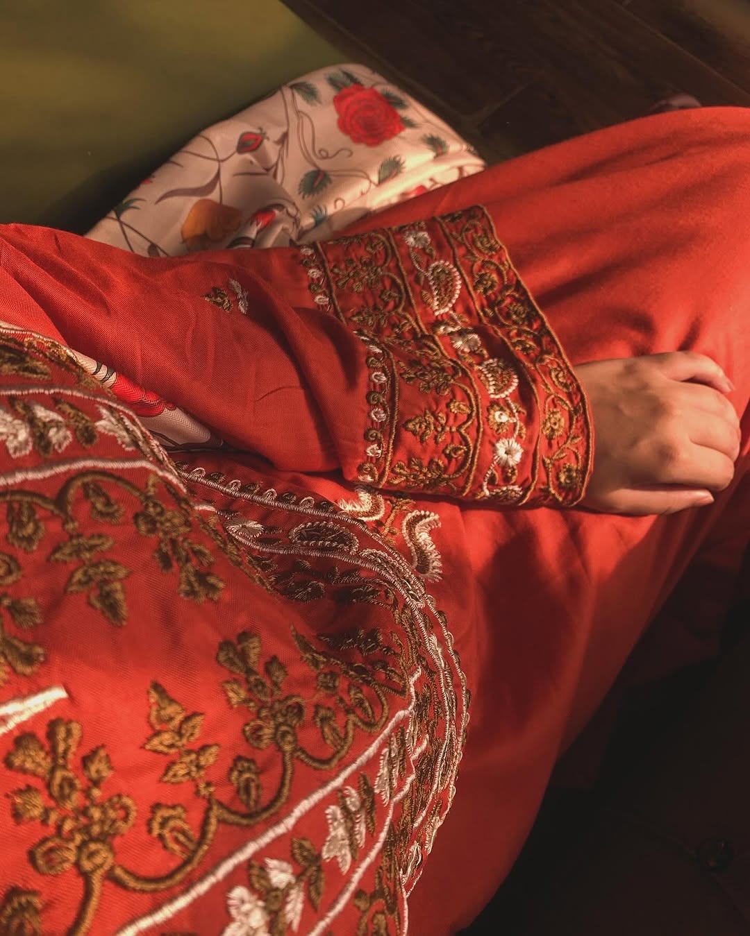 AYAT- 3PC EMBROIDERED WITH&nbsp; DIGITAL SHAWL